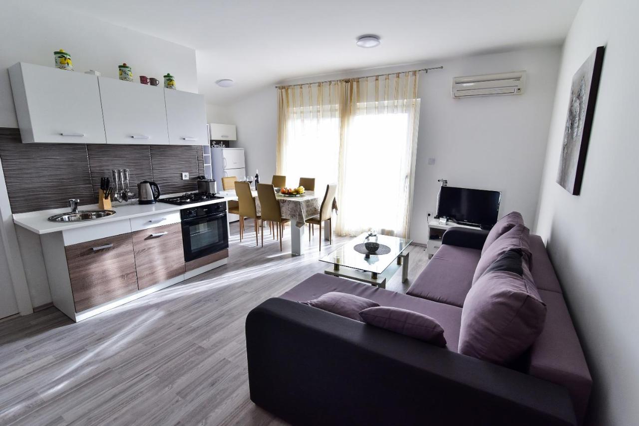 L&L Holiday Apartment ซาดาร์ ภายนอก รูปภาพ